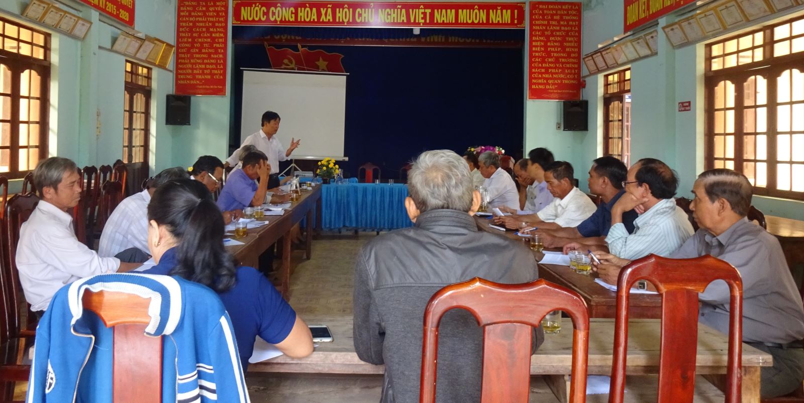 Hội thảo lịch sử Đảng bộ xã Dur Kmăl 1975 – 2015 lần thứ 2