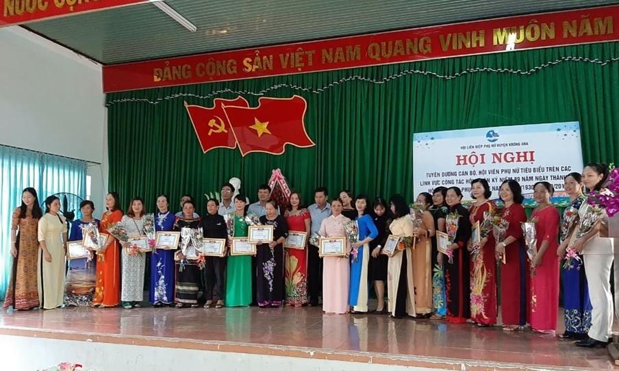 Hội nghị Tuyên dương cán bộ, hội viên phụ nữ tiêu biểu trên các lĩnh vực công tác hội