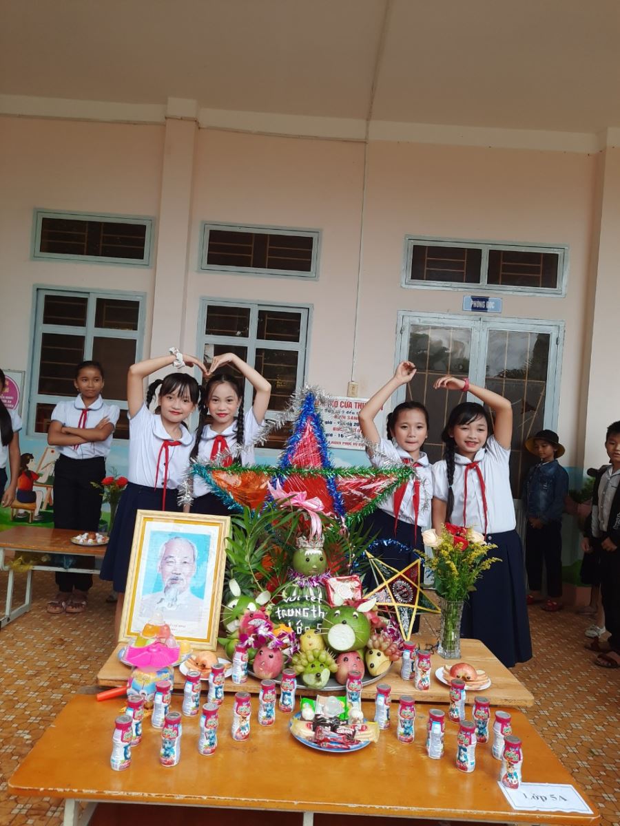 Rộn ràng tết Trung thu trên địa bàn xã Băng A Drênh