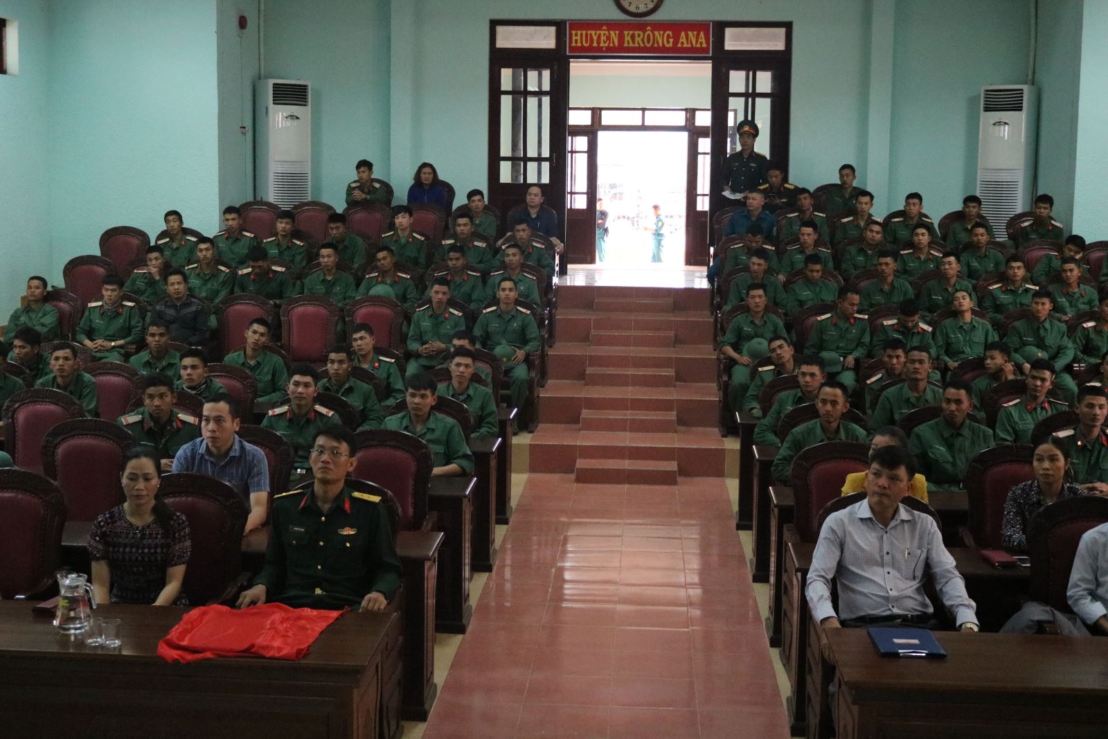 Huyện Krông Ana đón quân nhân xuất ngũ hoàn thành nghĩa vụ quân sự trở về địa phương