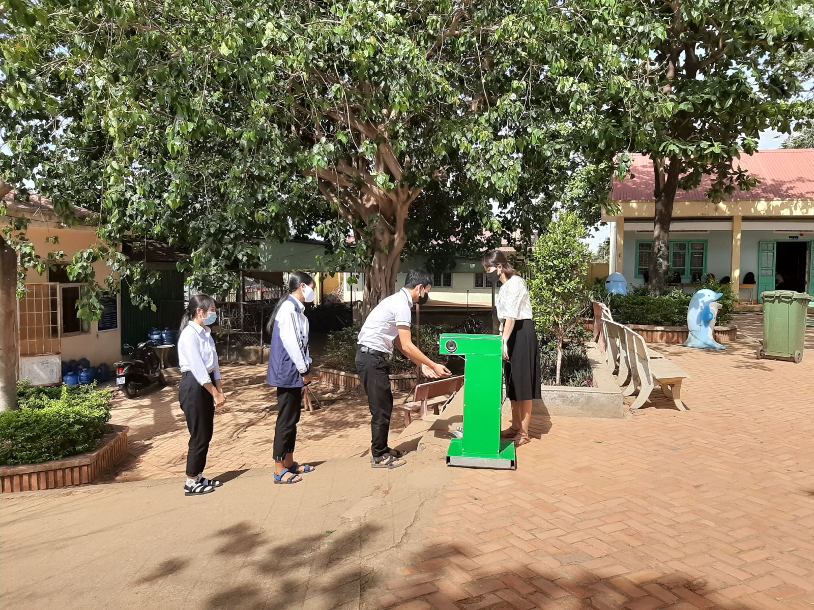 Trường THCS Lương Thế Vinh điểm sáng trong công tác phòng chống dịch bệnh Covid-19