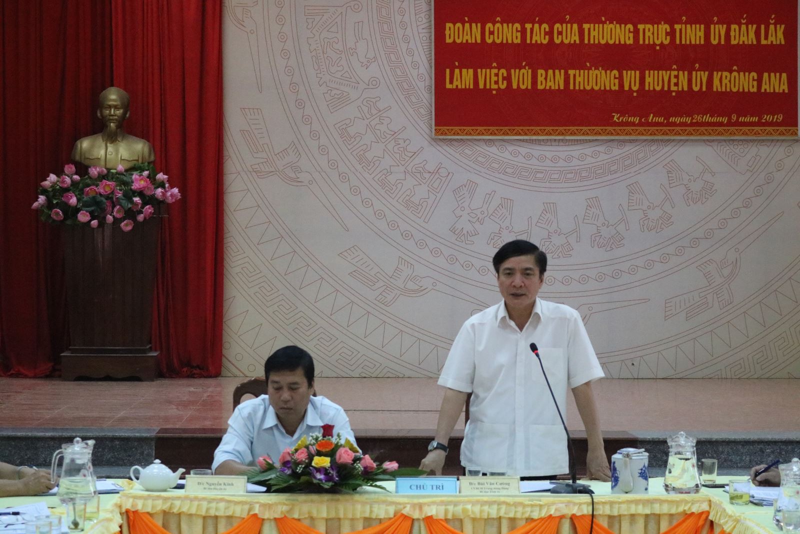 Đoàn công tác của Thường trực Tỉnh ủy thăm và làm việc với Ban Thường vụ Huyện ủy Krông Ana