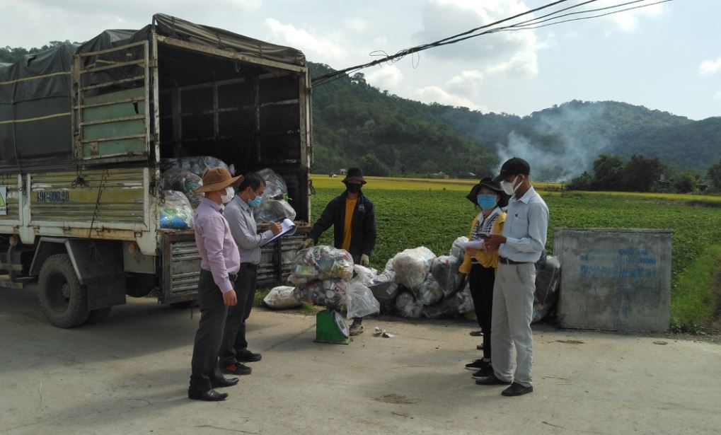 Triển khai thu gom, xử lý vỏ chứa, bao gói thuốc bảo vệ thực vật sau sử dụng trên địa bàn huyện Krông Ana