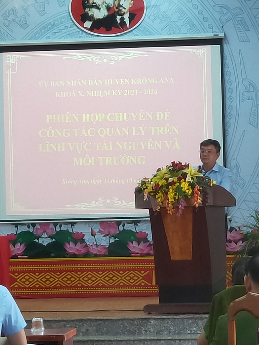 UBND huyện tổ chức họp chuyên đề về công tác quản lý đất đai, tài nguyên, khoáng sản và môi trường 