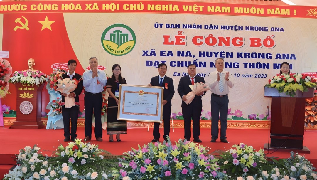 Lễ công bố xã Ea Na đạt chuẩn nông thôn mới