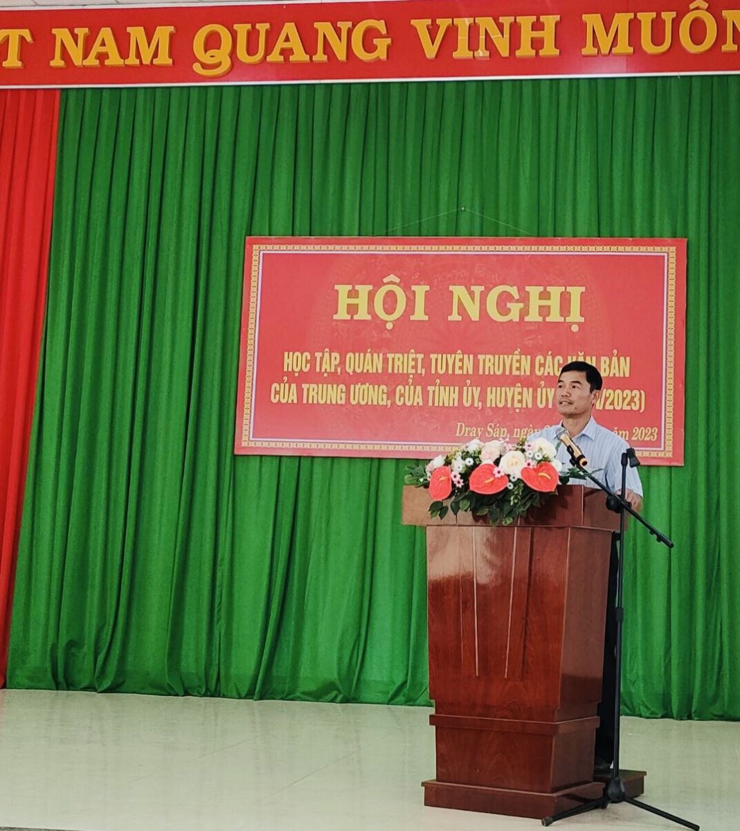 Đảng ủy xã Dray Sáp tổ chức Hội nghị học tập, quán triệt, tuyên truyền các văn bản của Trung ương, của Tỉnh ủy, Huyện ủy (đợt I/2023)