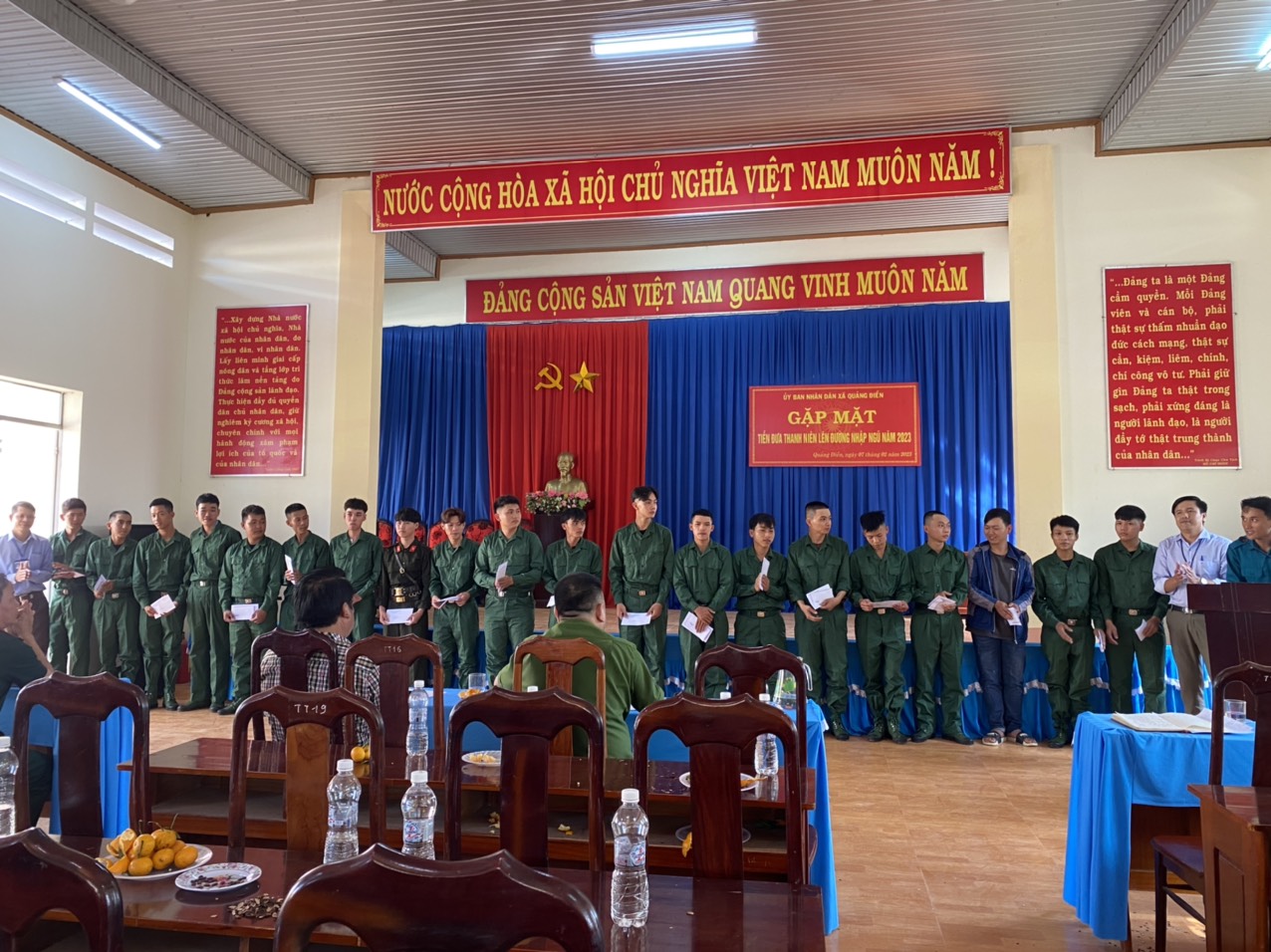 UBND các xã, thị trấn gặp mặt các thanh niên và gia đình trước khi lên đường thực hiện nghĩa vụ quân sự, công an nhân dân  năm 2023