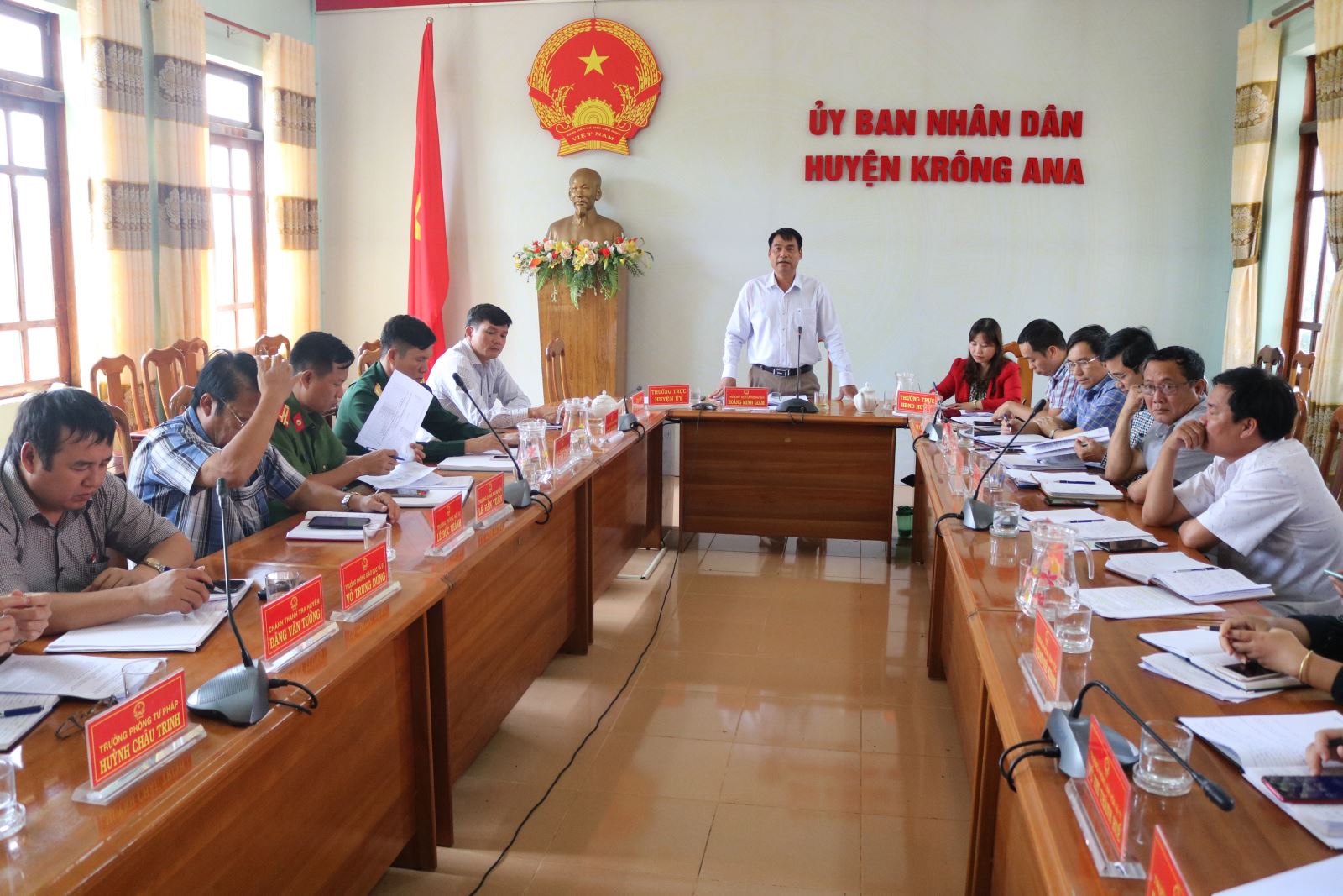 UBND huyện tổ chức phiên họp trực tuyến thường kỳ tháng 10