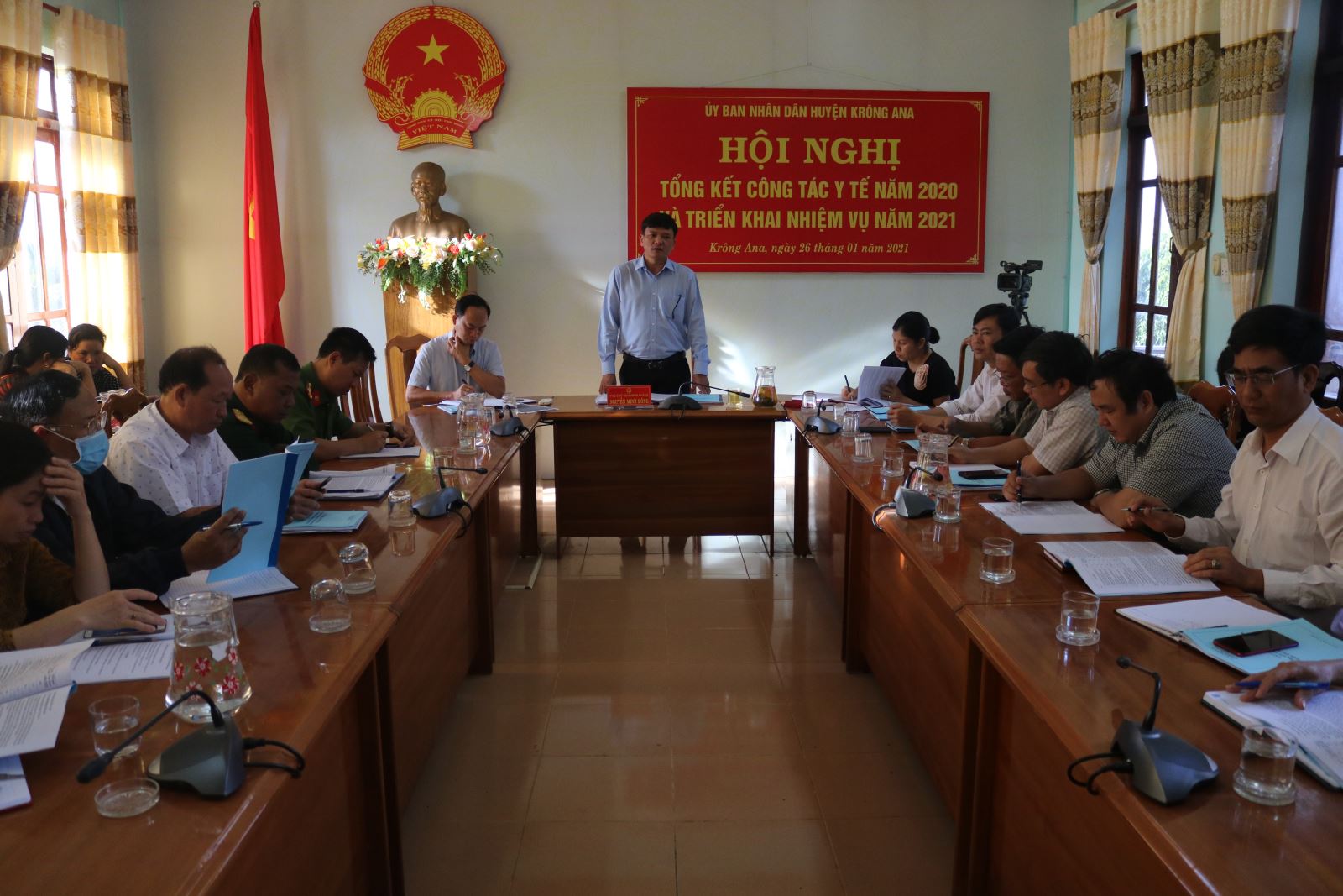 UBND huyện tổ chức Hội nghị tổng kết công tác y tế năm 2020, triển khai nhiệm vụ năm 2021 và công tác phòng, chống dịch COVID-19