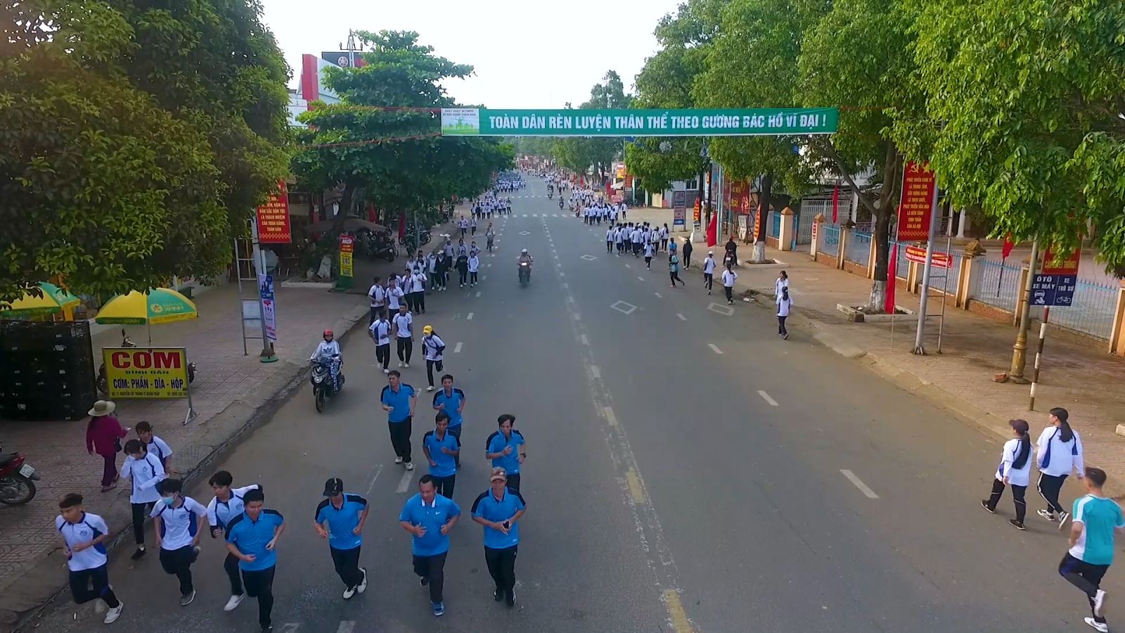 Ngày chạy Olympic vì sức khỏe toàn dân năm 2021