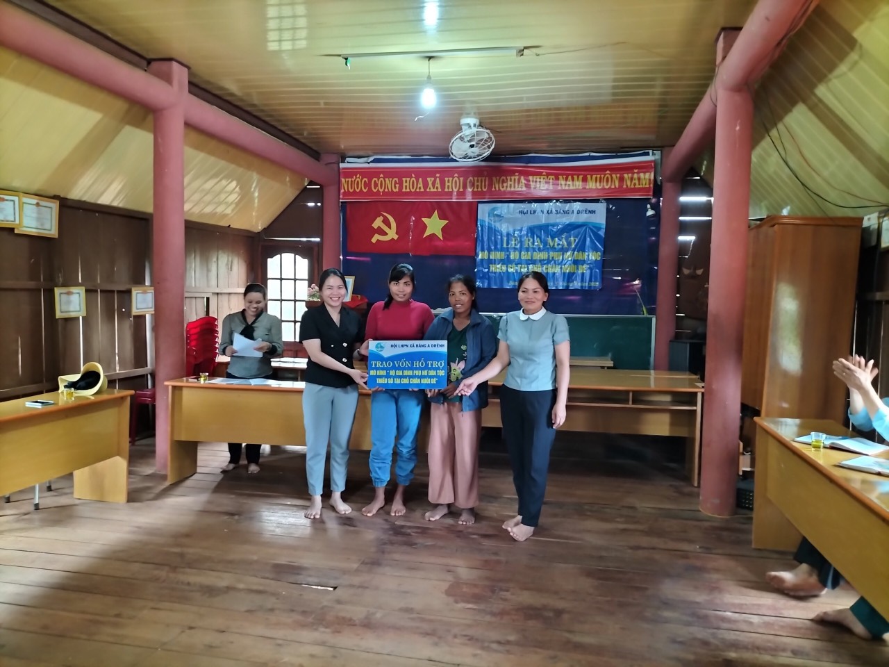 Hội LHPN xã Băng A Drênh triển khai thực hiện Cuộc vận động “Thay đổi nếp nghĩ, cách làm trong phát triển kinh tế của hộ gia đình phụ nữ dân tộc thiểu số tại chỗ” 