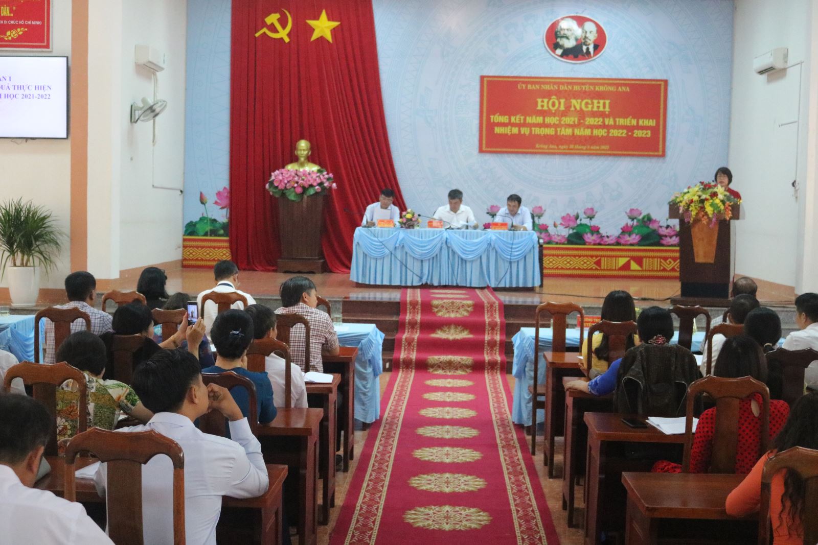 UBND Krông Ana tổ chức Hội nghị tổng kết năm học 2021-2022, triển khai nhiệm vụ trọng tâm năm học 2022-2023