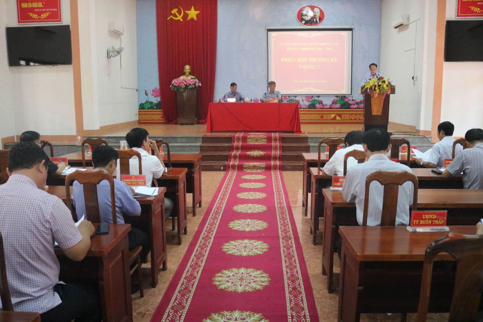 UBND huyện tổ chức phiên họp thường kỳ tháng 7 năm 2022