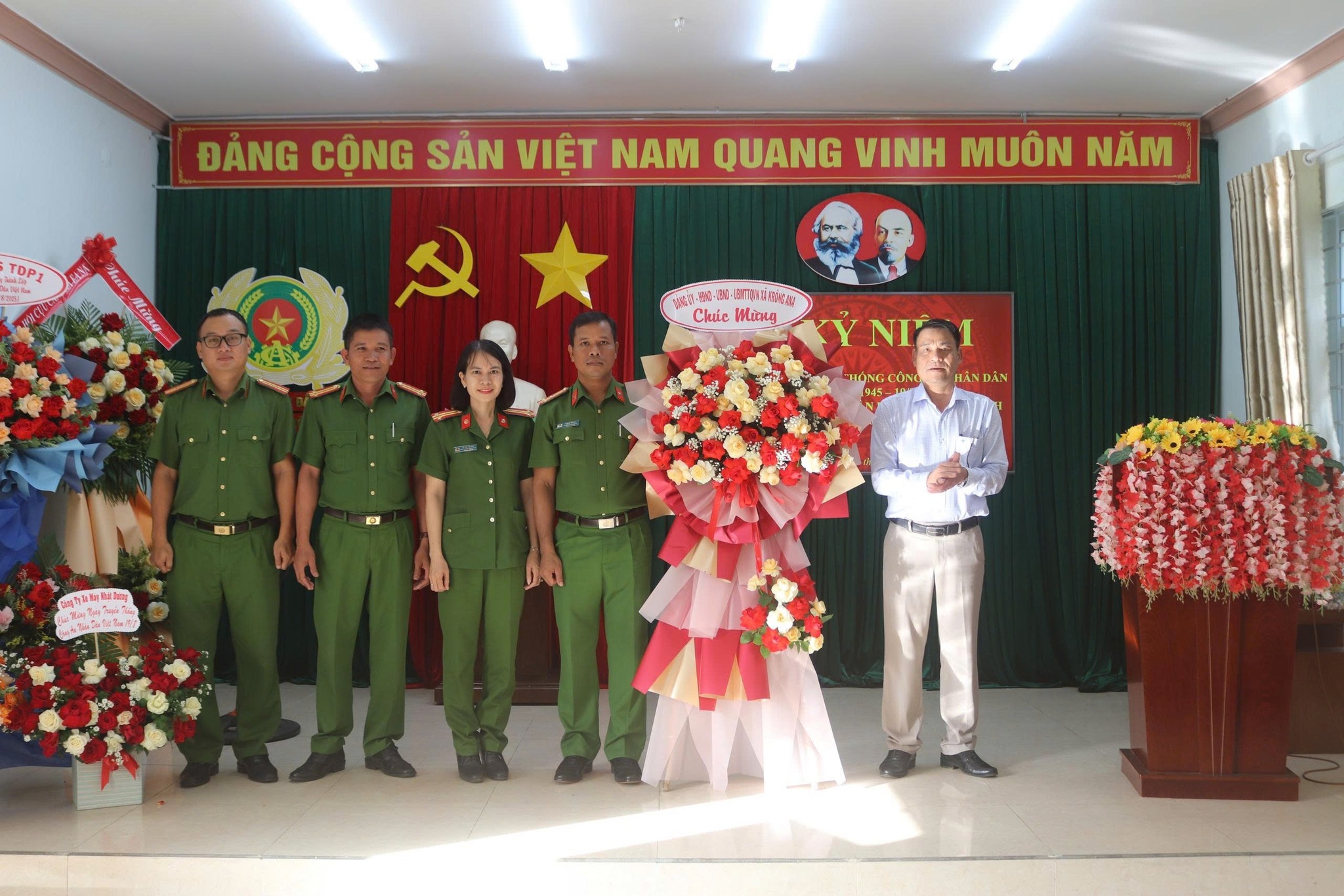 Lễ Kỷ niệm 80 ngày truyền thống Công an Nhân dân Việt Nam