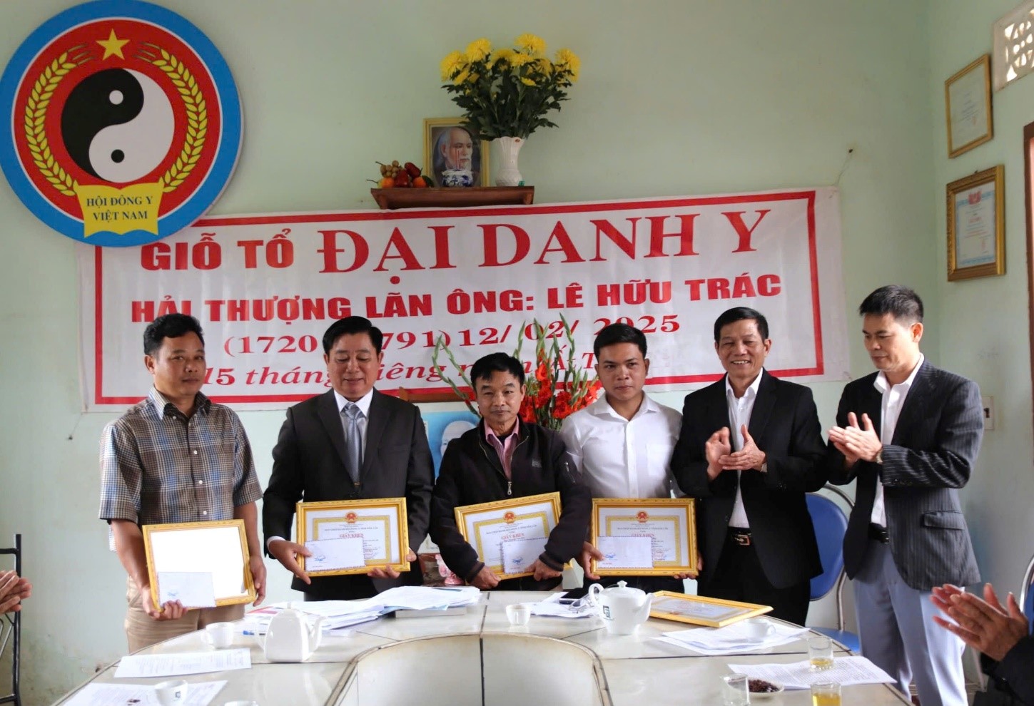 Lễ dâng hương Đại danh Y Hải Thượng Lãn Ông Lê Hữu Trác