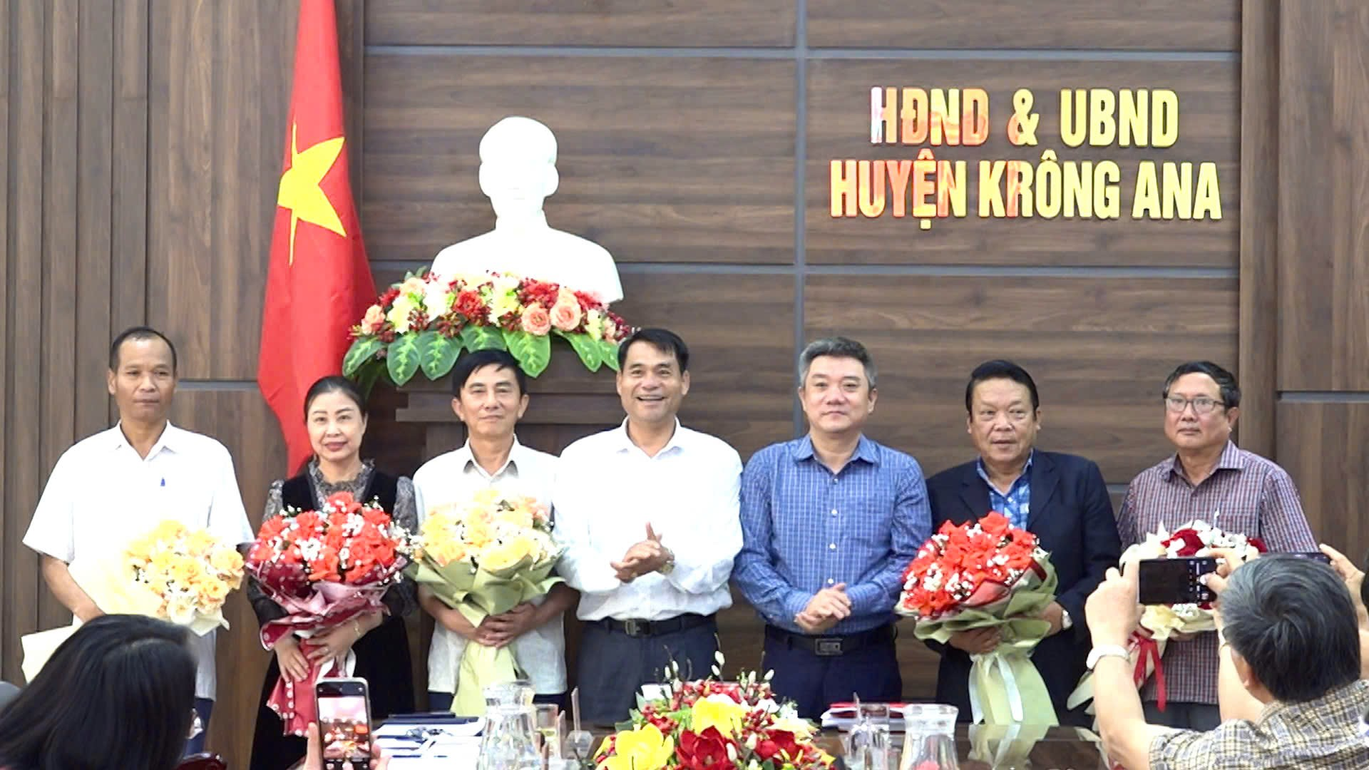 UBND huyện Krông Ana tổ chức Phiên họp thường kỳ tháng 02 năm 2025