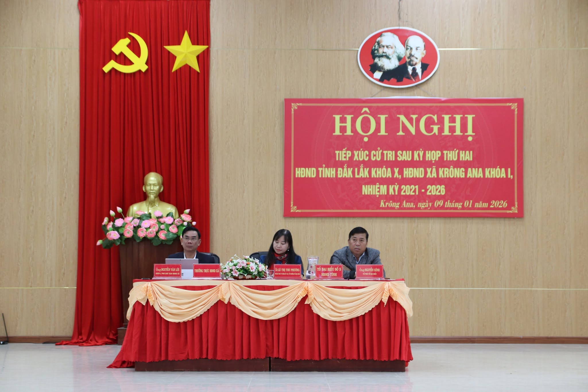 Tổ đại biểu 5 HĐND tỉnh Đắk Lắk phối hợp với Ban Thường Ủy ban MTTQ Việt Nam xã Krông Ana tổ chức Hội nghị tiếp xúc cử tri sau Kỳ họp thứ hai