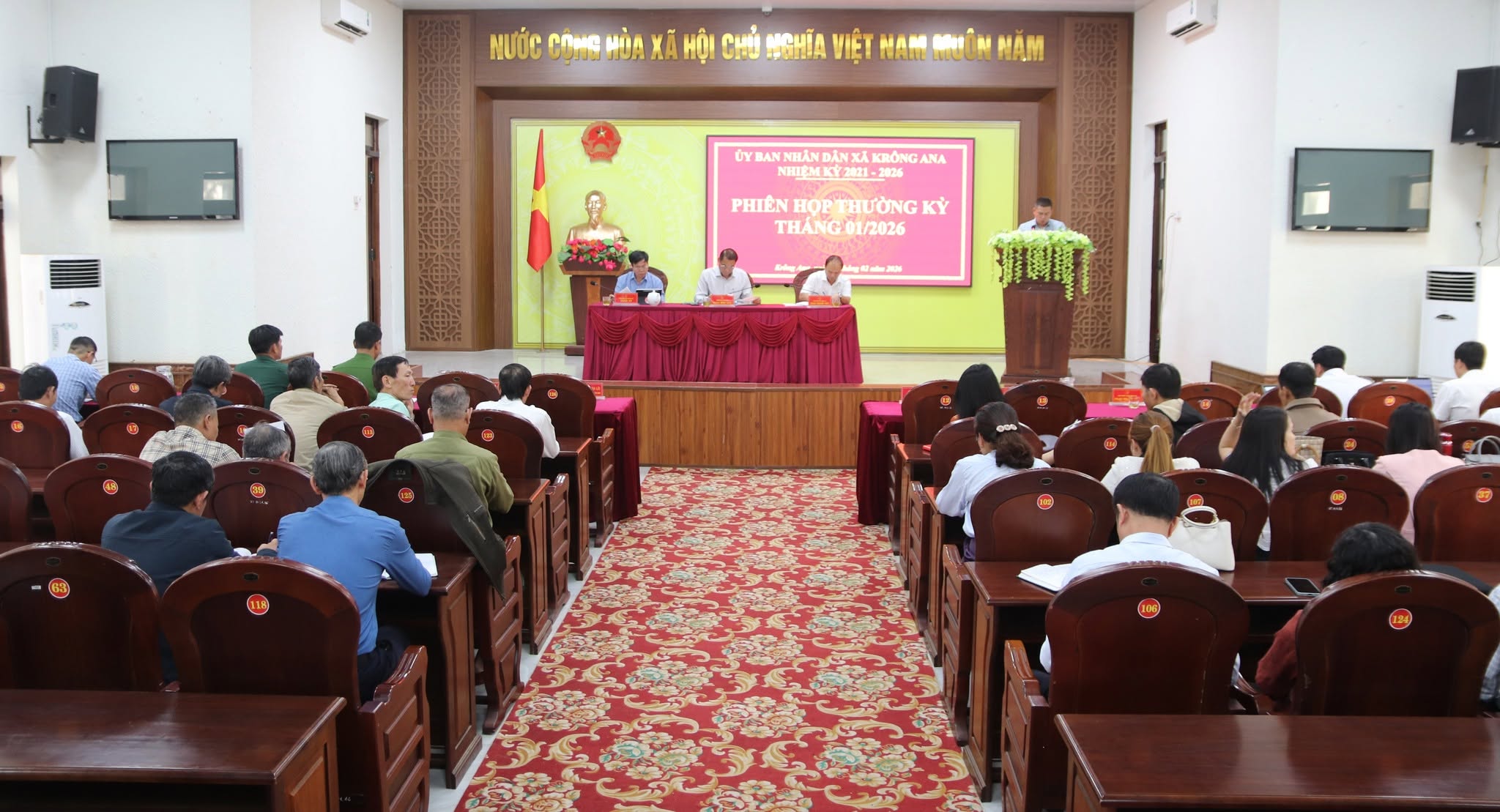 UBND xã Krông Ana tổ chức phiên họp thường kỳ tháng 1 năm 2026