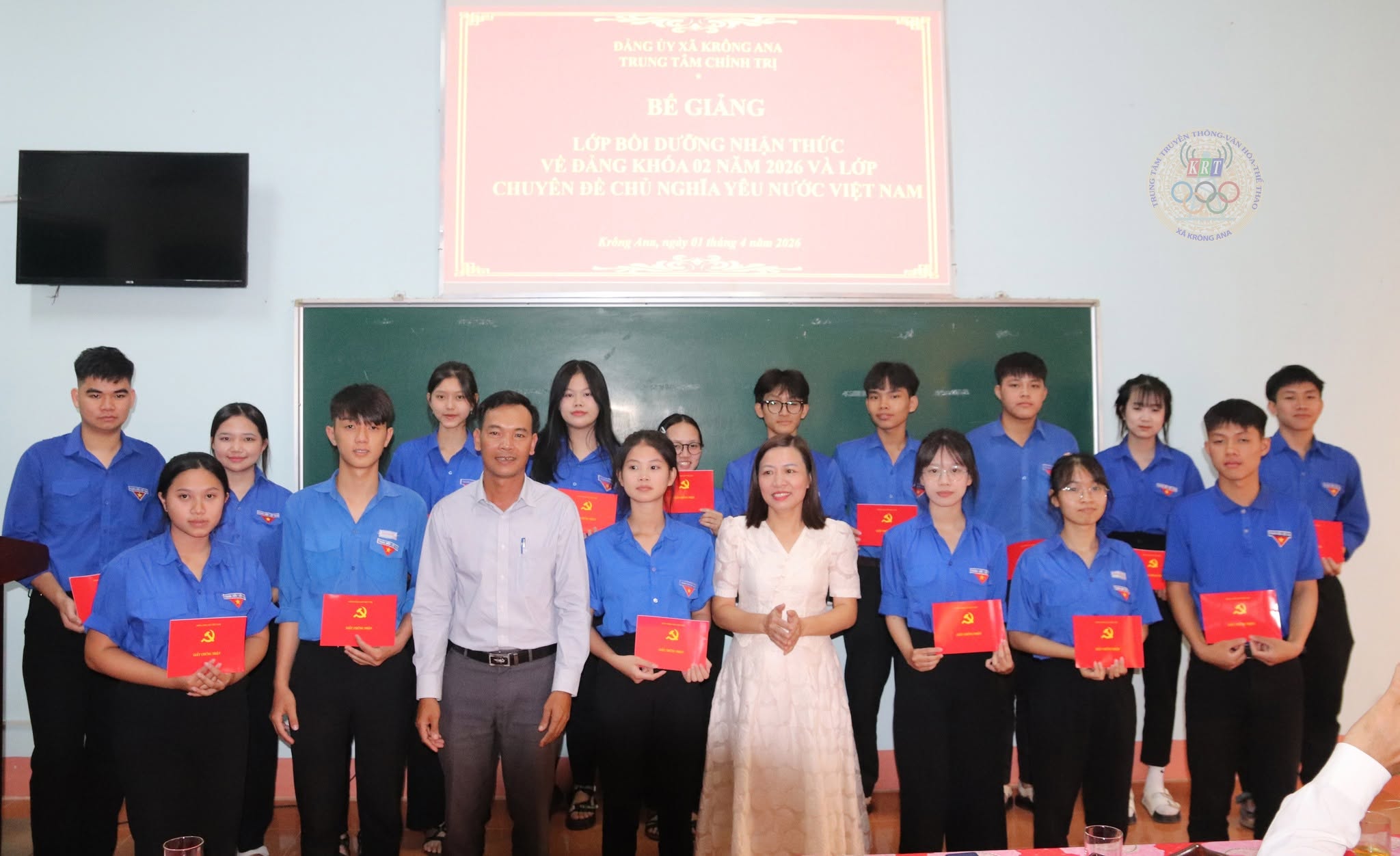 Bế giảng lớp bồi dưỡng nhận thức về Đảng khóa 2 năm 2026